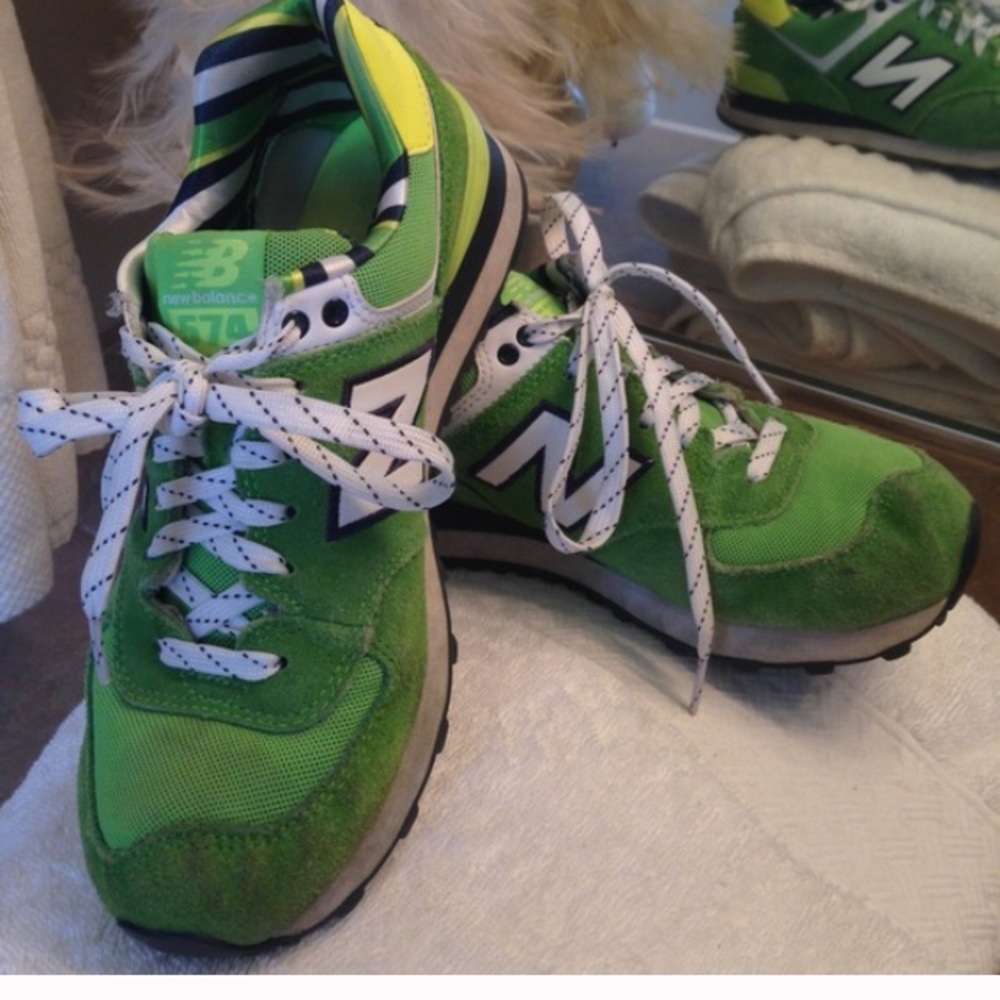 Green New Balance Tennis shoes